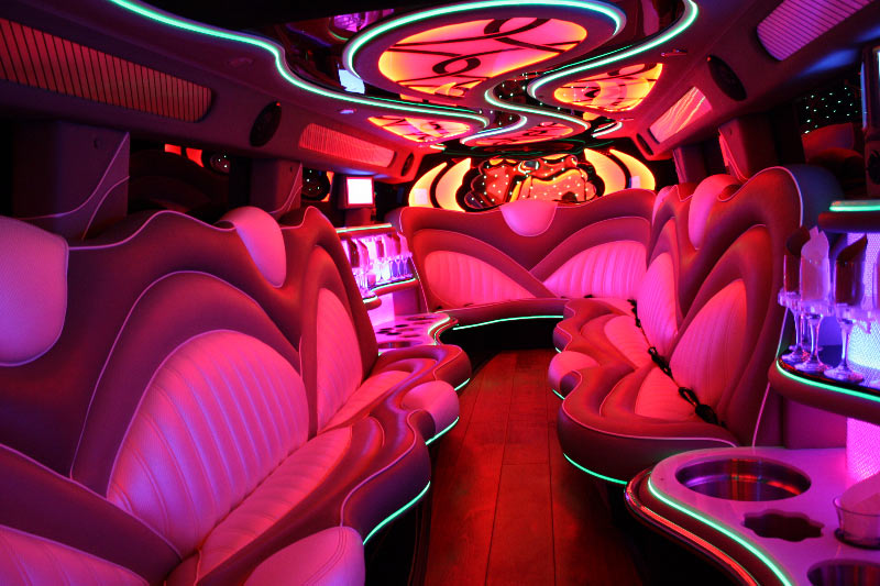 Renton Limo Service| Rental Limo Rental | TownCar And Limousine Services near Renton